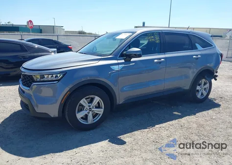 2023 Kia Sorento Lx z USA, uszkodzony, nr VIN 5XYRG4LC0PG197546